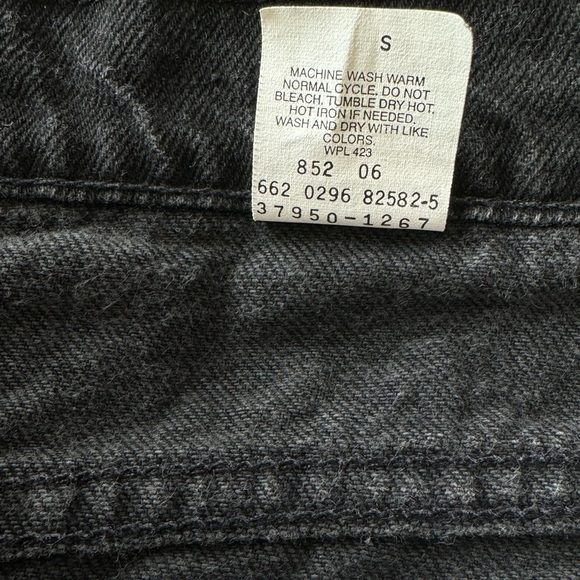 Vintage 90’s Dark Wash Levi’s 950 Relaxed Shorts Size 9 Classic Orange Tab - Picture 13 of 14